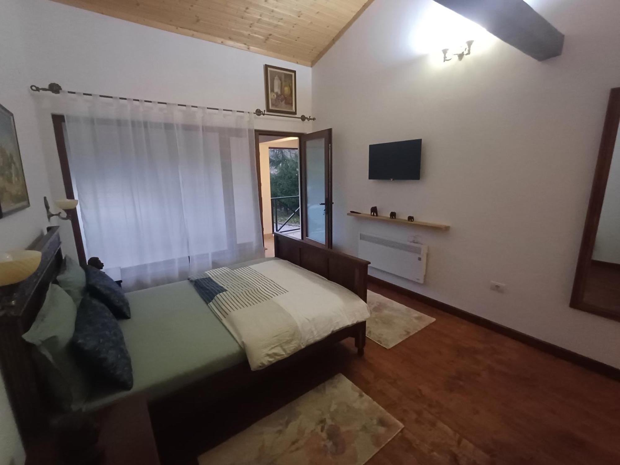 Casa Romana Ieşelniţa Extérieur photo