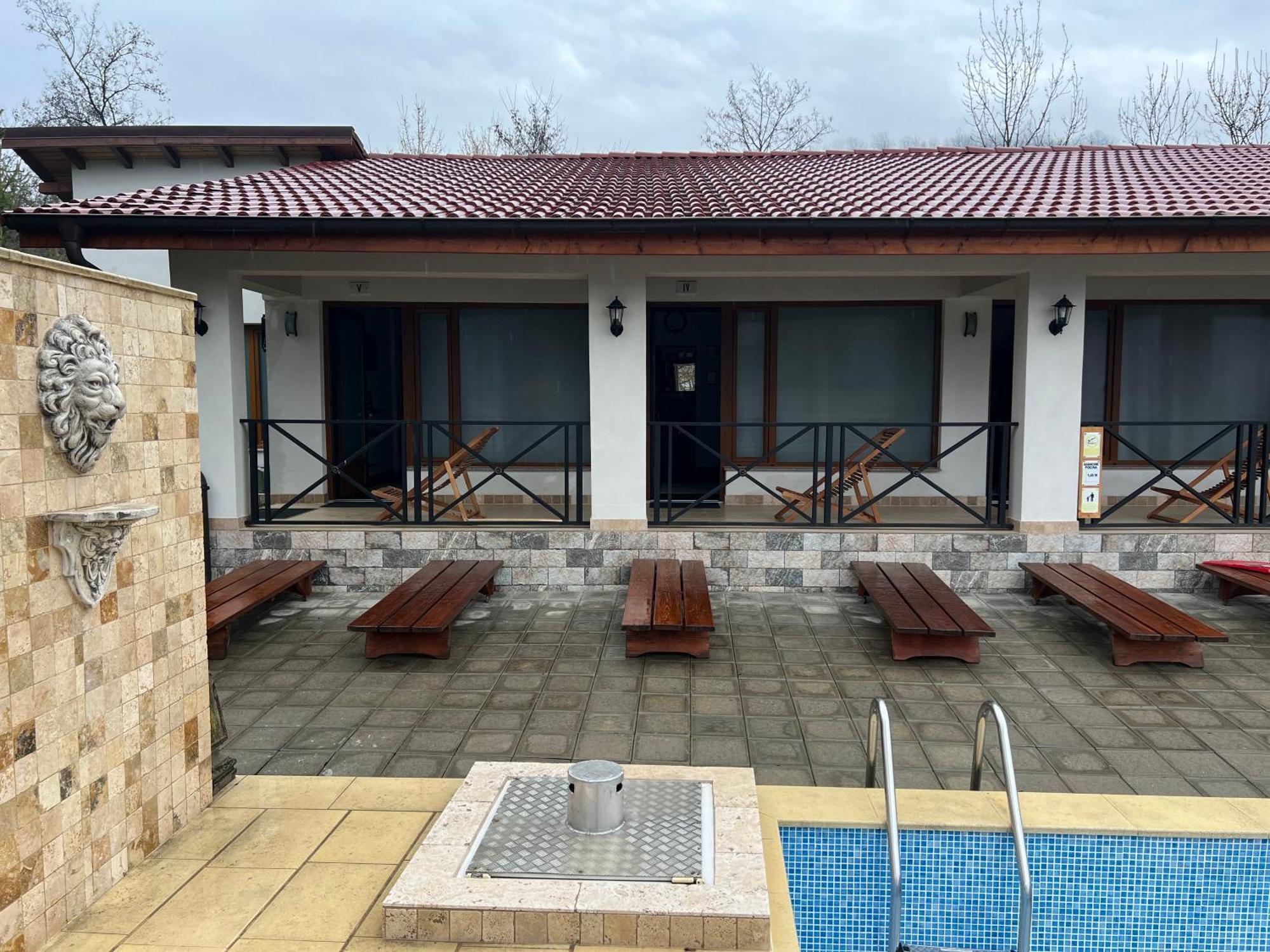 Casa Romana Ieşelniţa Extérieur photo